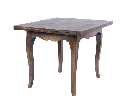 Vintage French oak extendable table with a lovely aged patina, scalloped apron and solid base