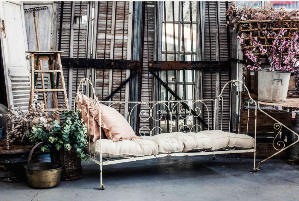 Vintage French cream day bed from Provence