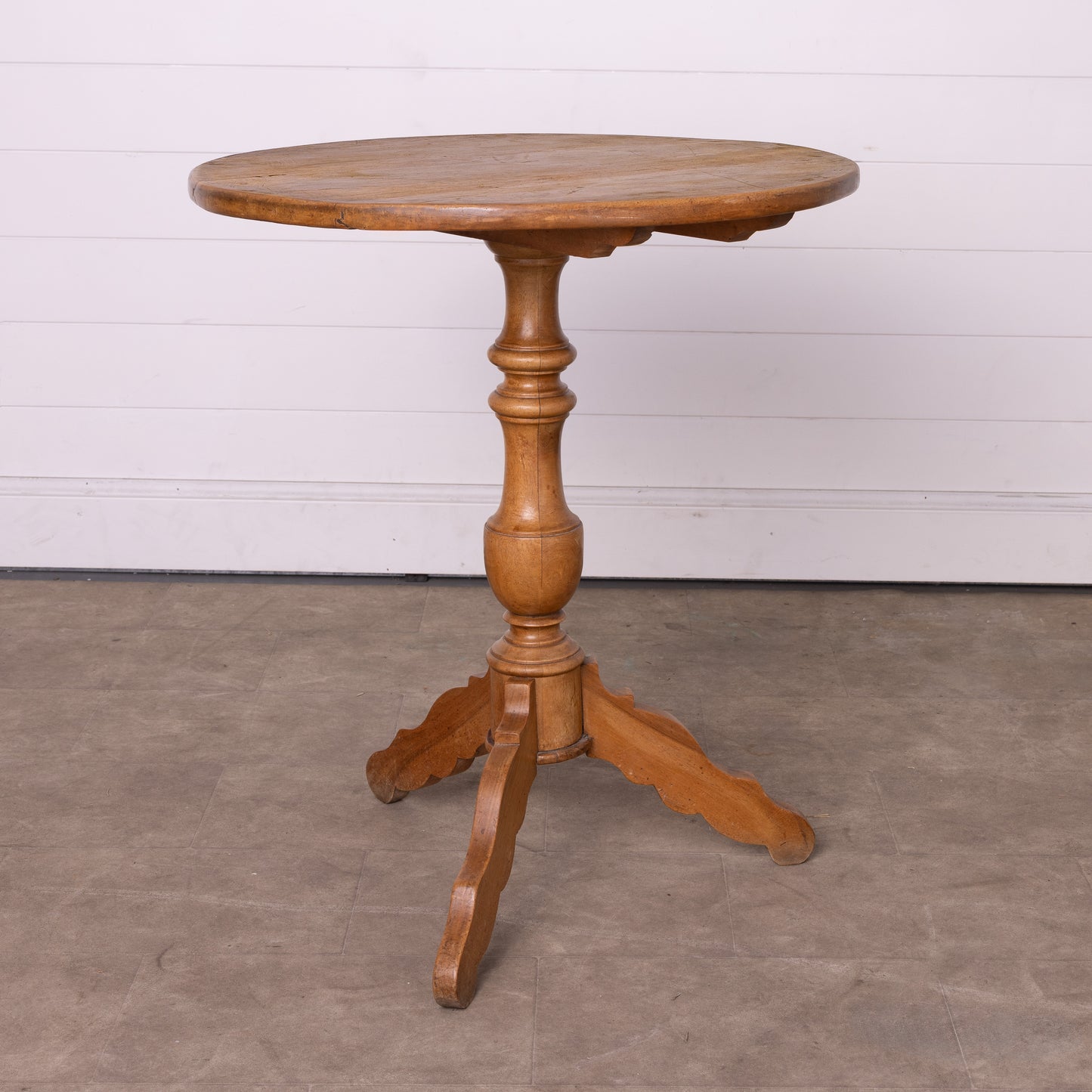 Lovely Vintage French Gueridon pedestal table with tilting top from Provence