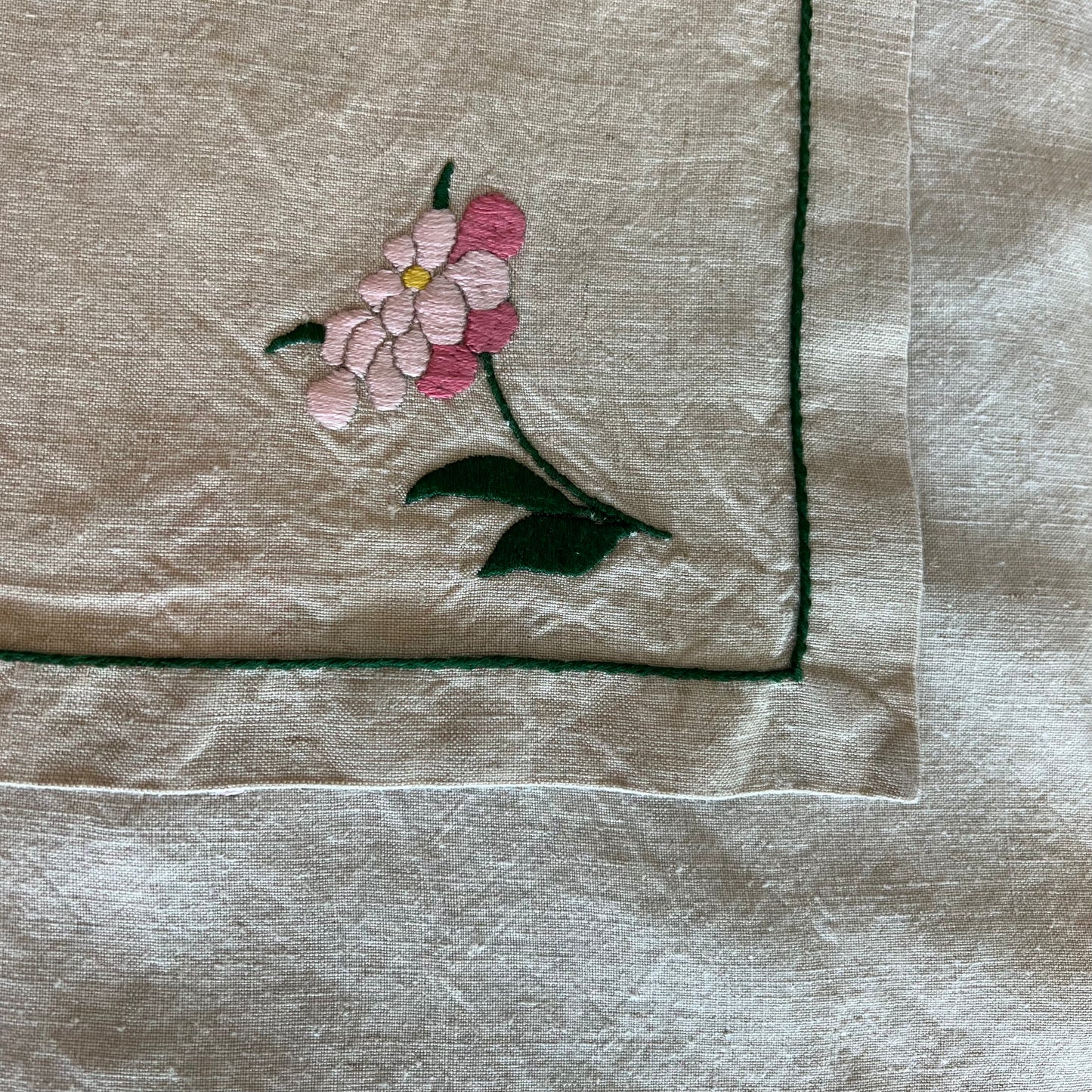 Beautiful Vintage French linen tablecloth with 12 serviettes or placemats