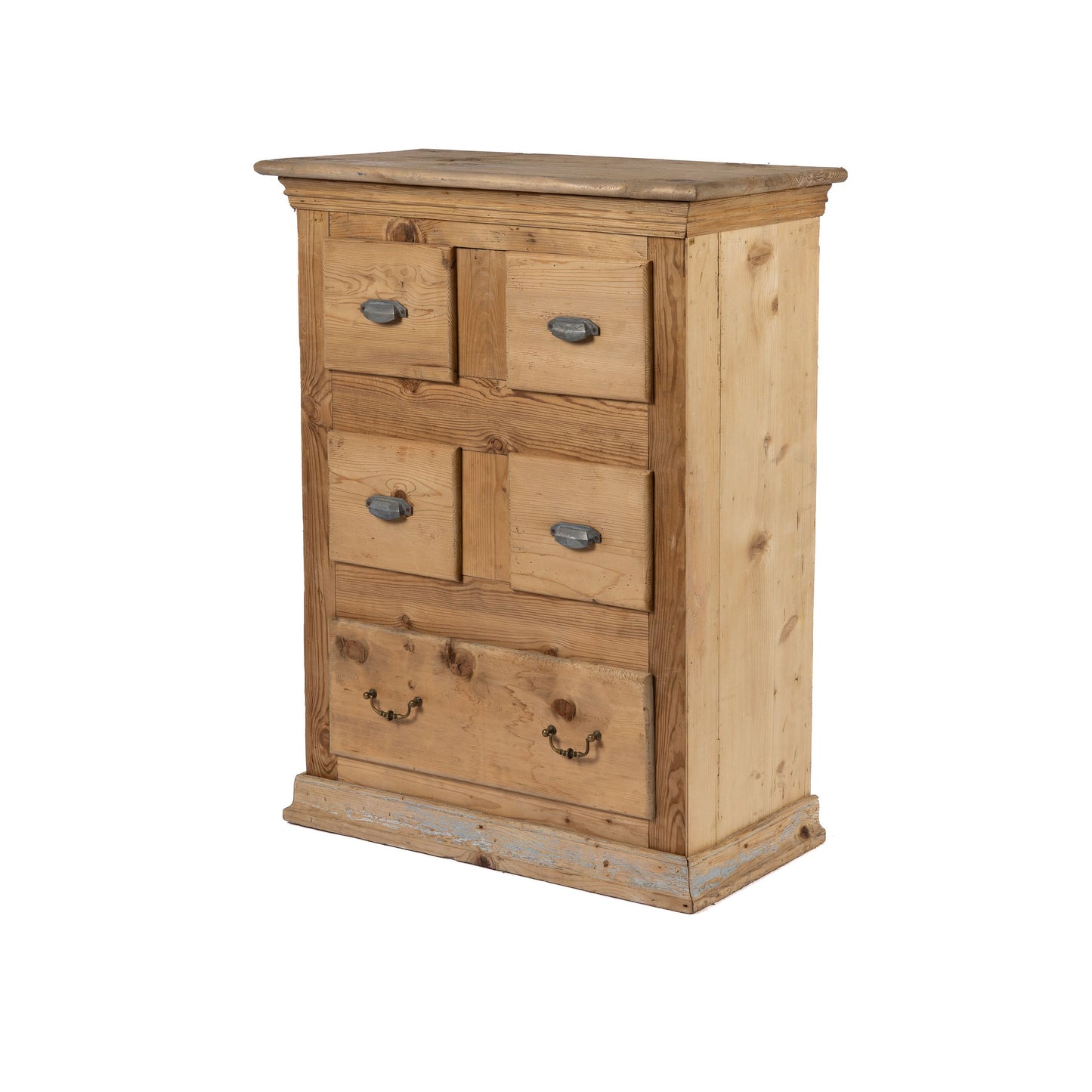 Lovely vintage French pine chest of drawers from Provence