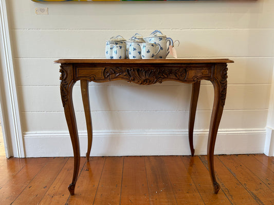 Lovely detailed French Walnut hall Console Table with 'coquille' carvings from Paris