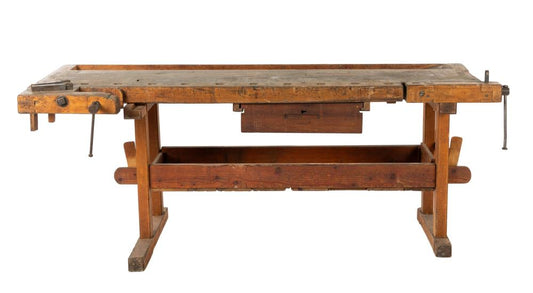 Antique French late 19th Century Établi woodwork bench from the French Alps with vice and single drawer and sharpening tools