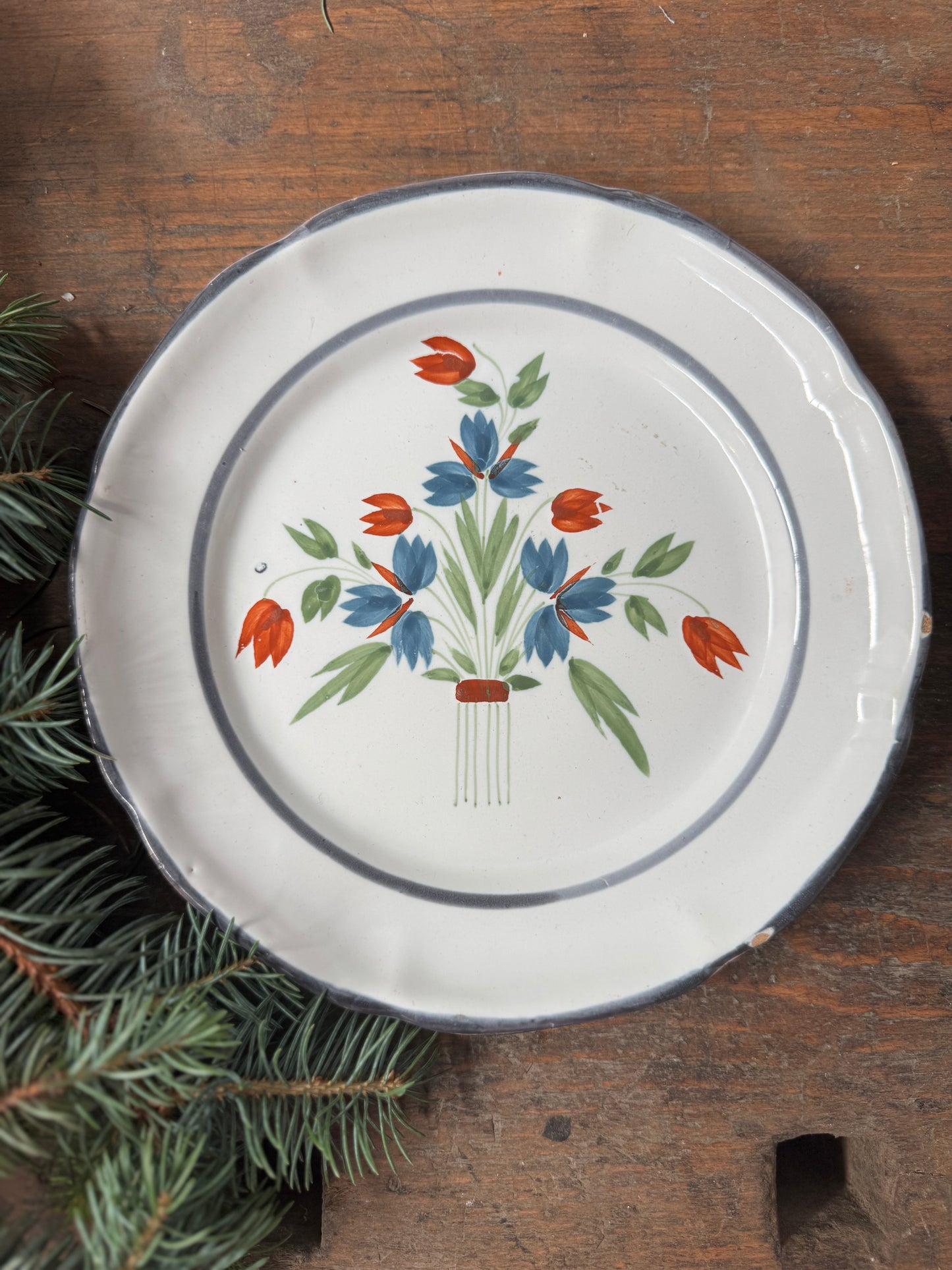 Vintage French Plate - Christmas Edition