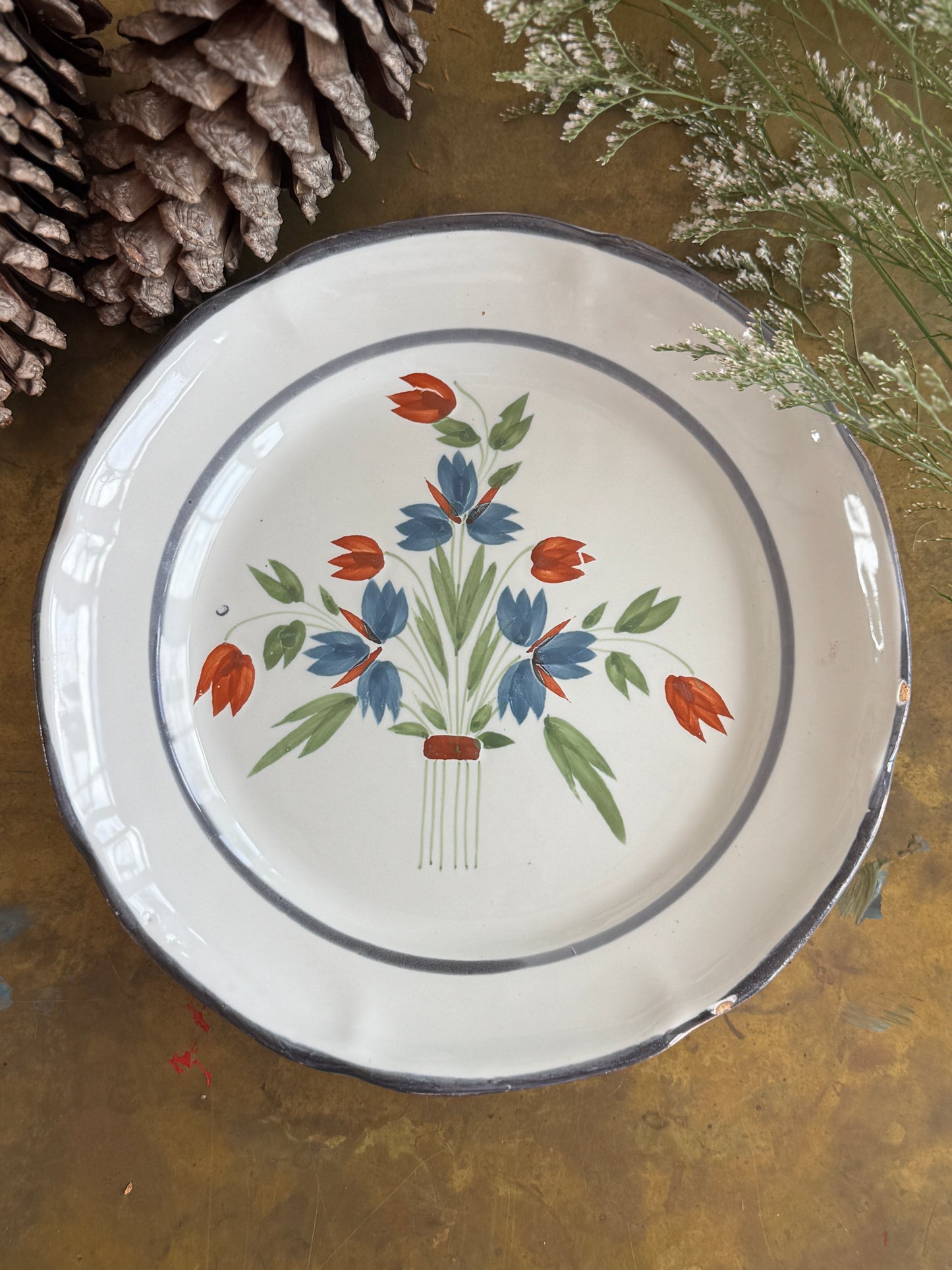 Elegant Antique French Plate in Holiday Gift Box – Perfect Christmas Present