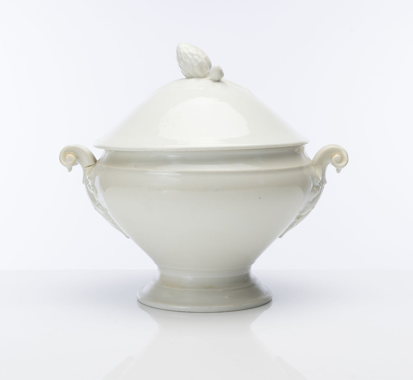 Vintage French tureen from The French Alps