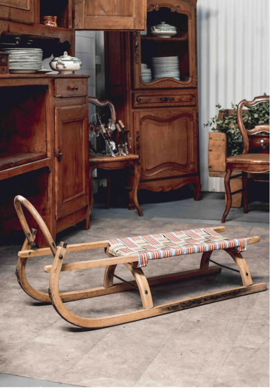 Gorgeous alpine sleigh from the French Alps