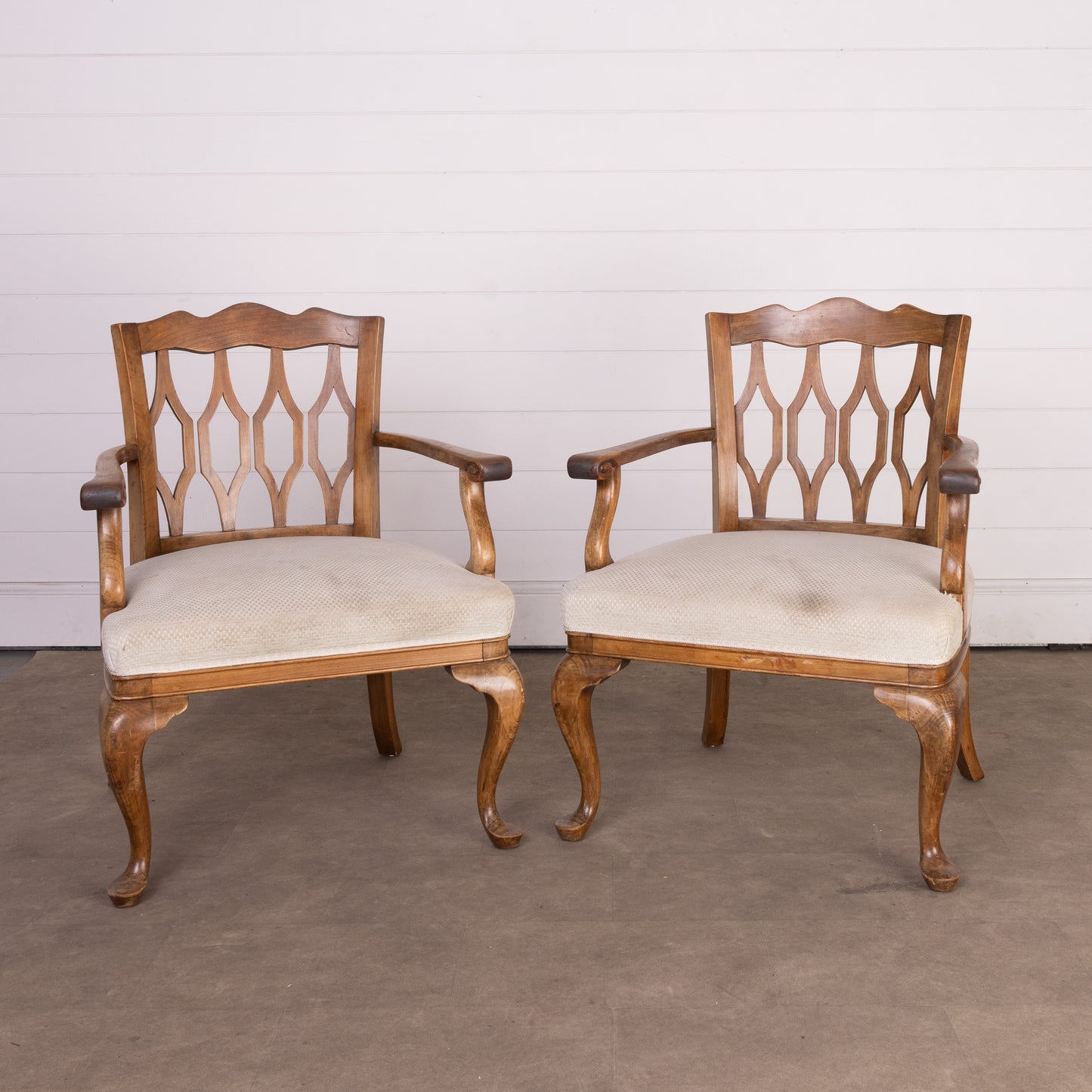 Gorgeous pair of lattice back cream upholstered armchairs from L’Isle-sur-la-Sorgue, Provence