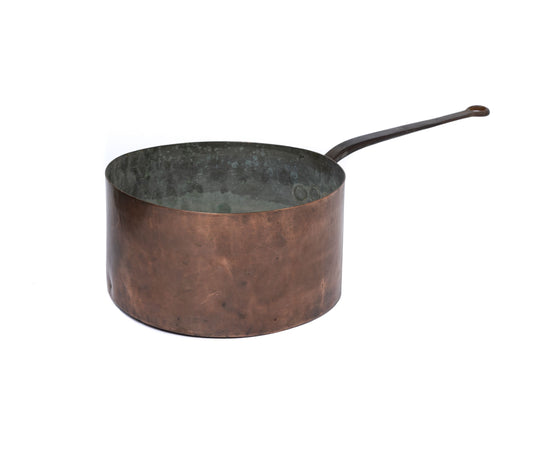 Impressive large vintage French copper pot/saucepan from The French Alps